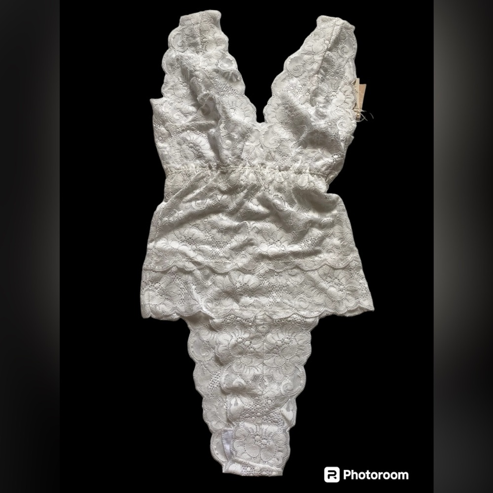We are HAH White Lace Bodysuit Size XS